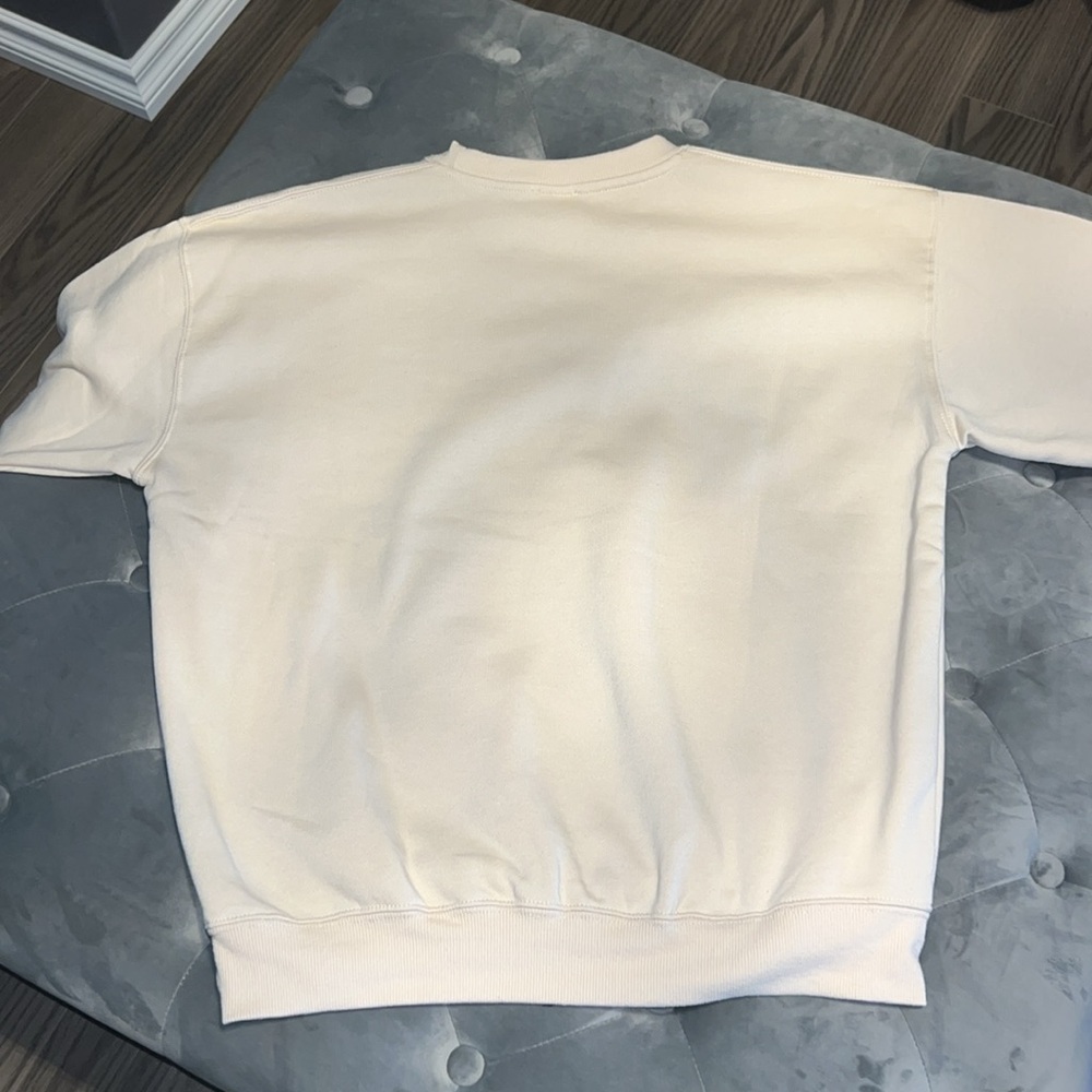 Sweatshirt - Picture 4 of 4